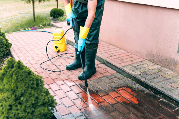 Best Playground Equipment Cleaning  in Alliance, OH